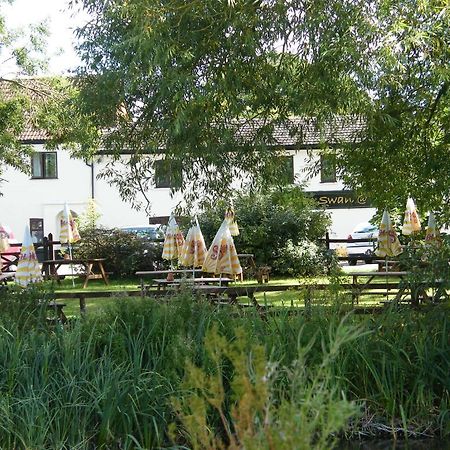 Hotel The Swan At Stoford Stapleford  Exterior foto
