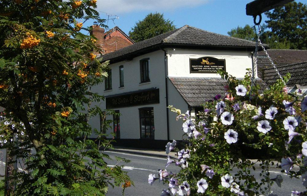Hotel The Swan At Stoford Stapleford  Exterior foto